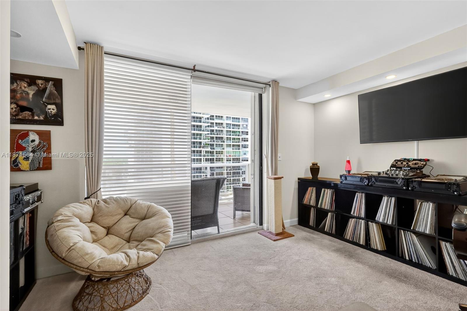 5757 Collins Ave # 801