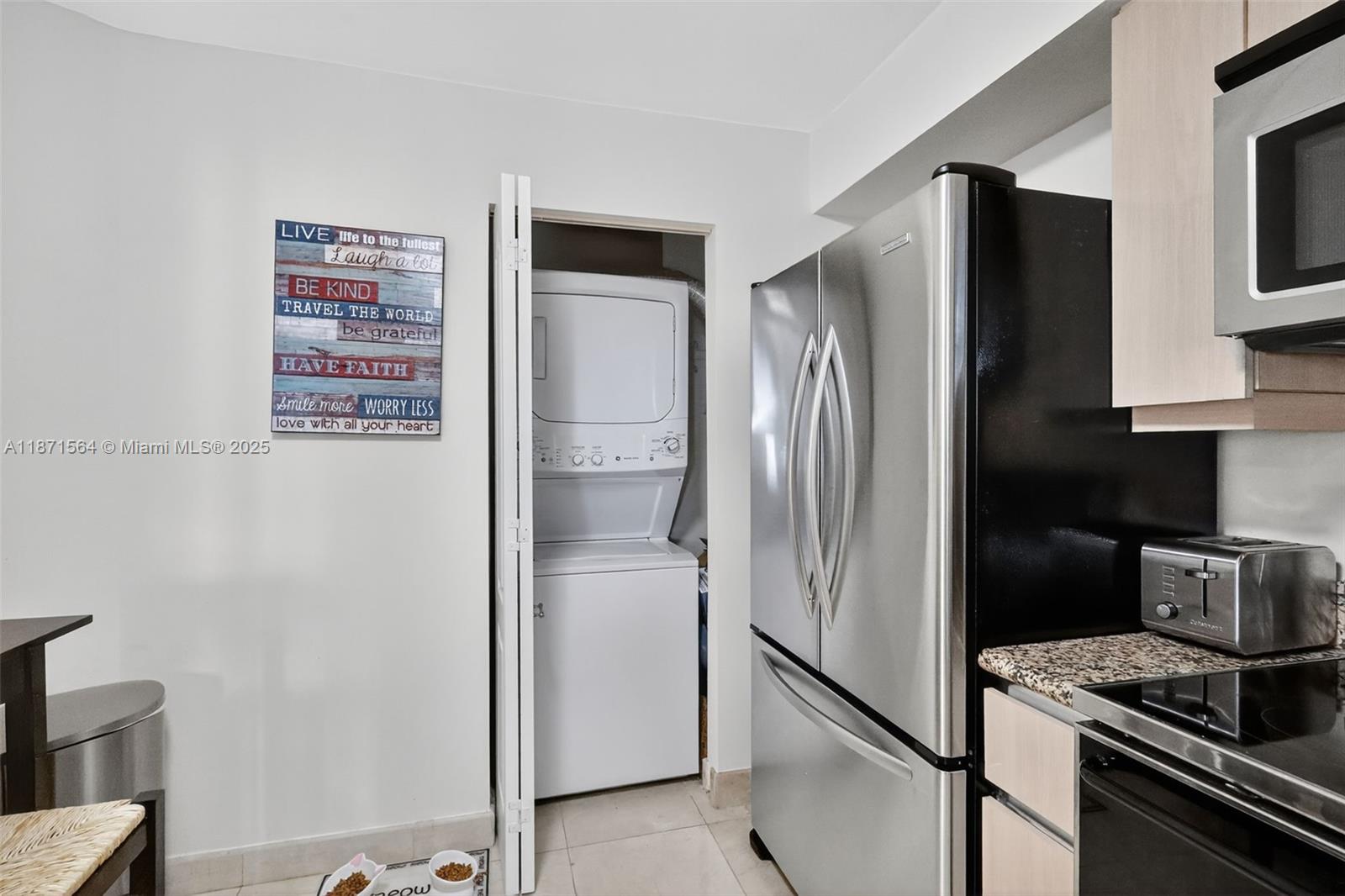 5757 Collins Ave # 801