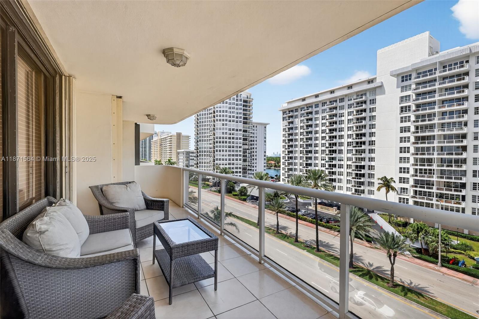 5757 Collins Ave # 801