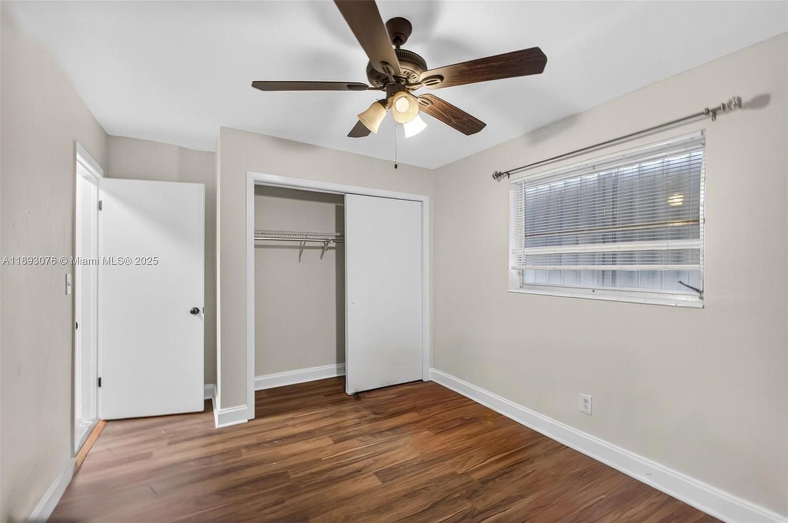 810 Lake Shore Dr # 40