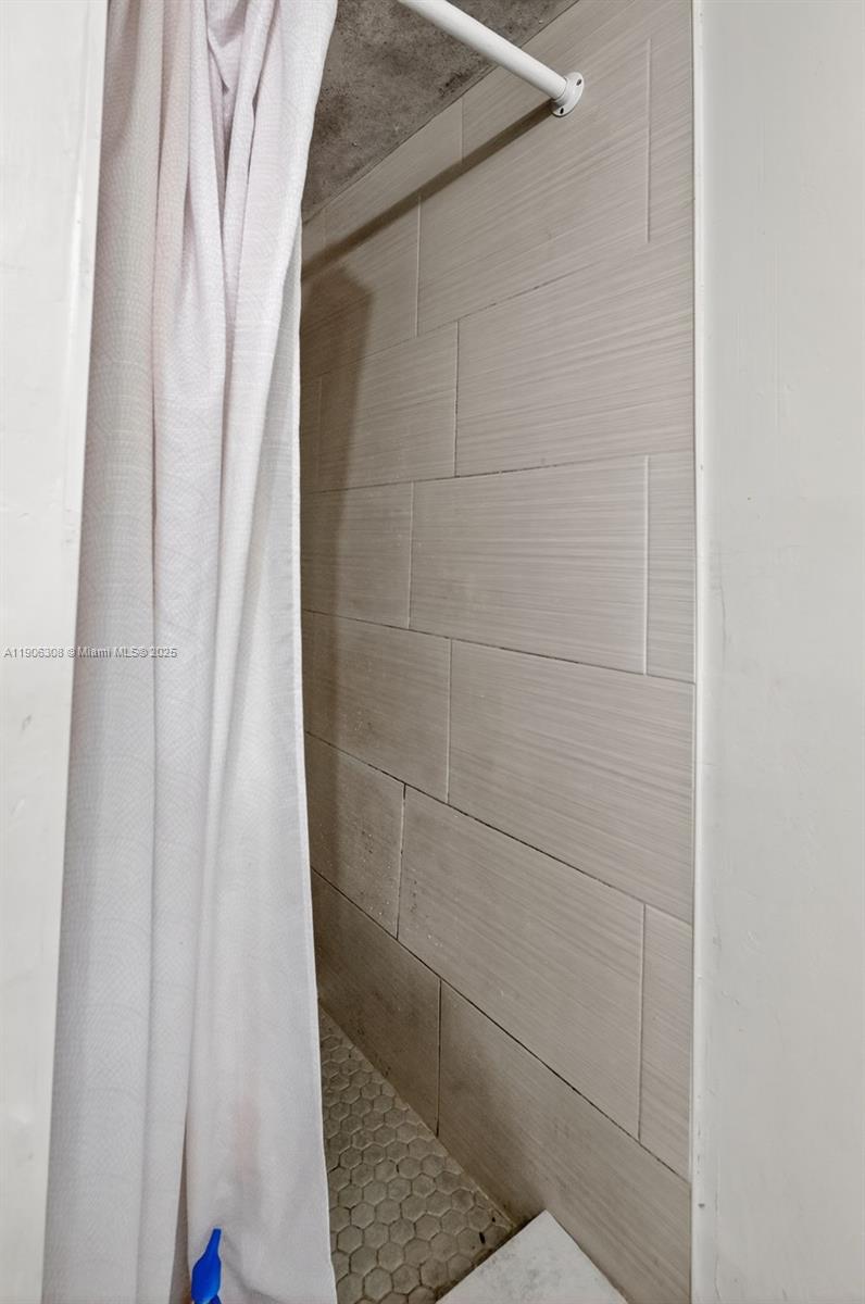 11925 NE 2nd Ave # B105