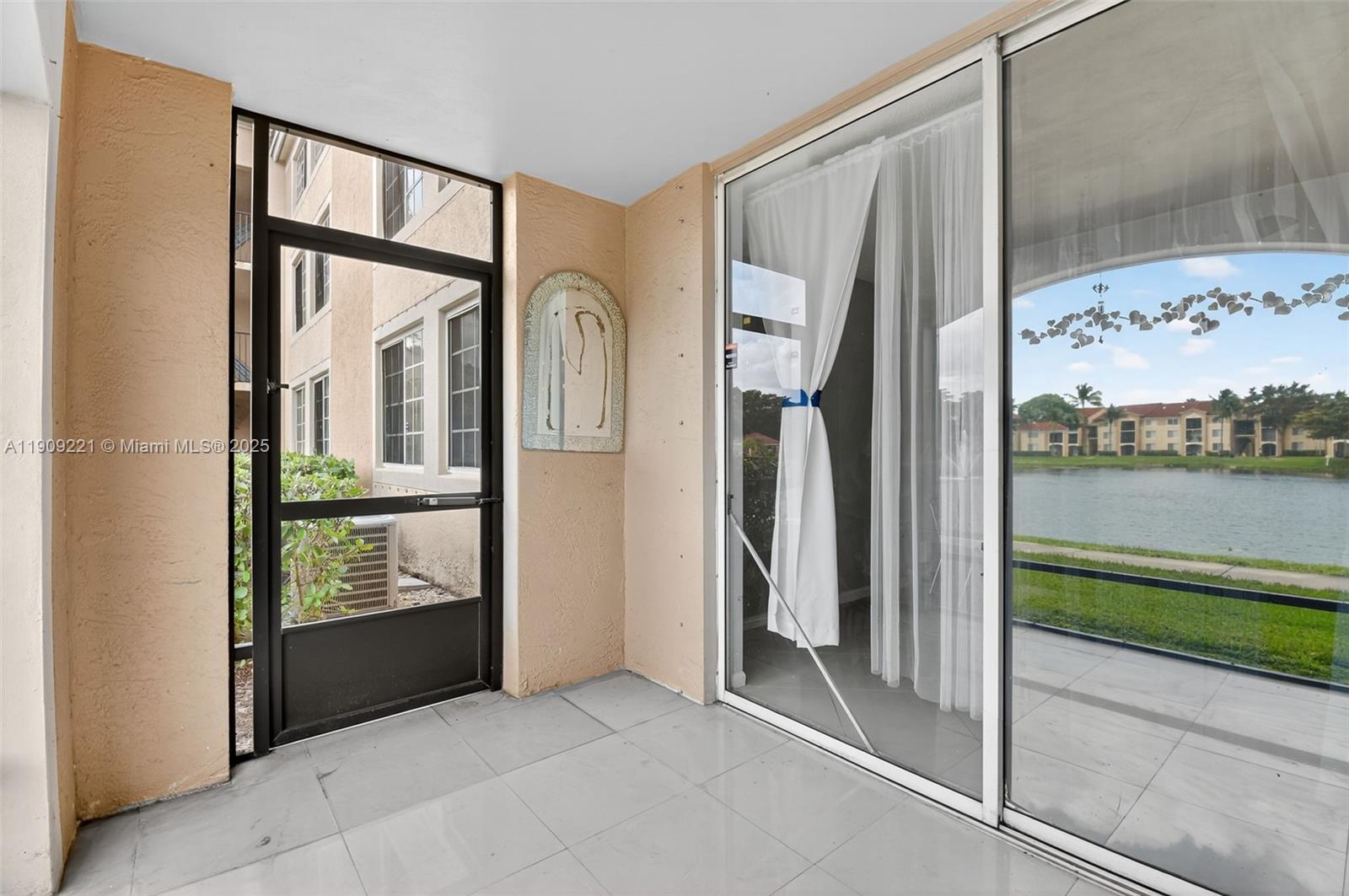 2123 Renaissance Blvd # 104