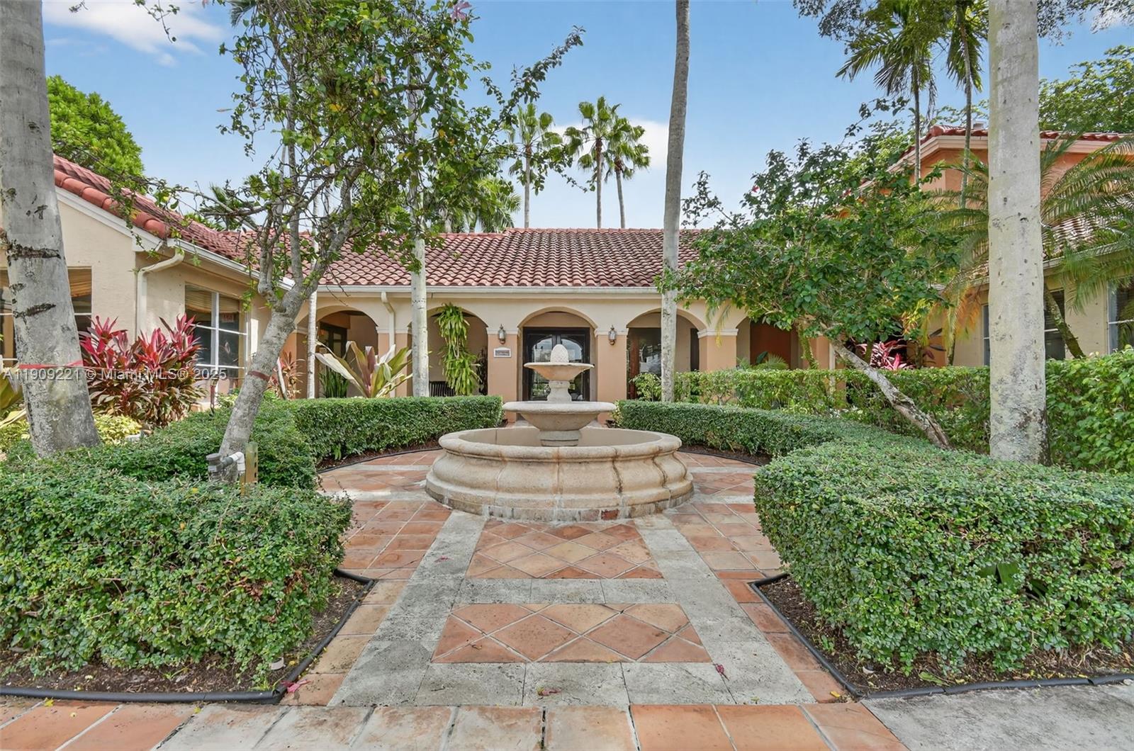 2123 Renaissance Blvd # 104