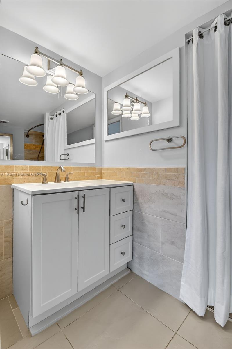 2123 Renaissance Blvd # 104