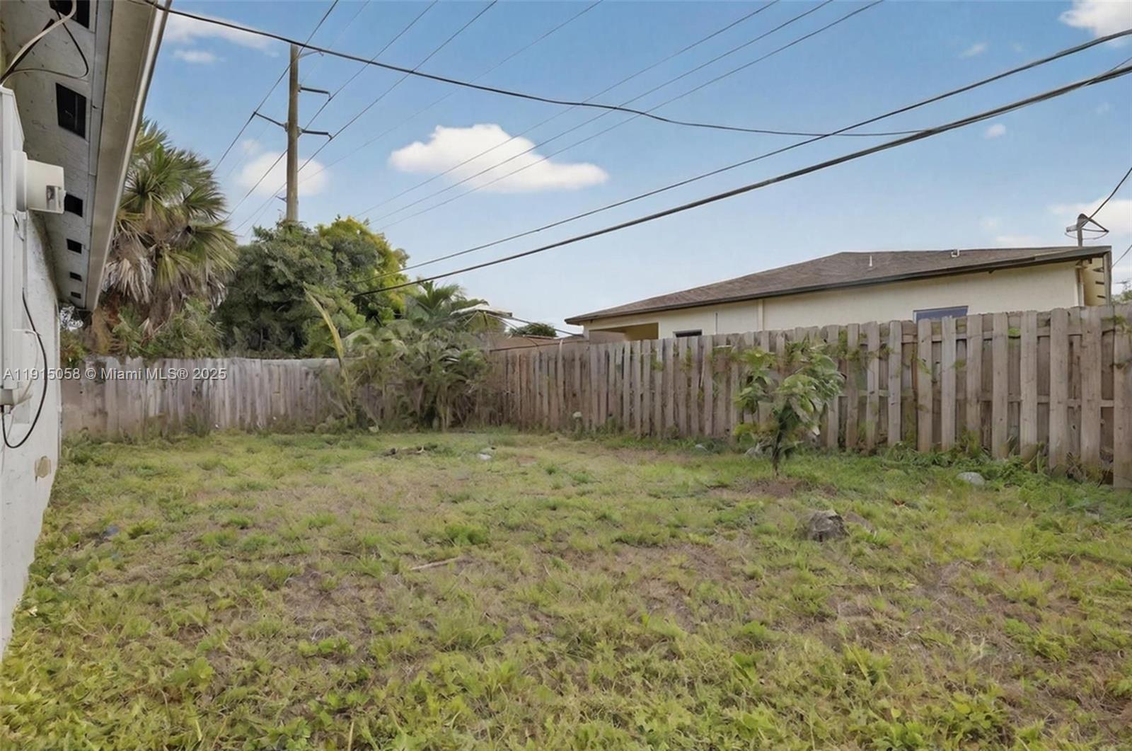 2920 NW 9th Pl