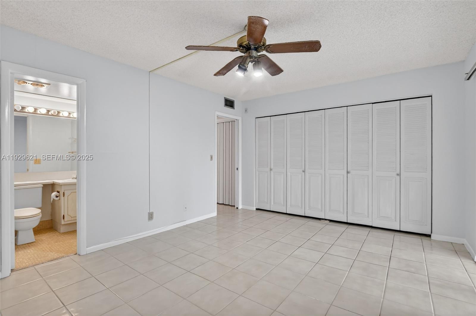 1008 N Farnham N # 1008