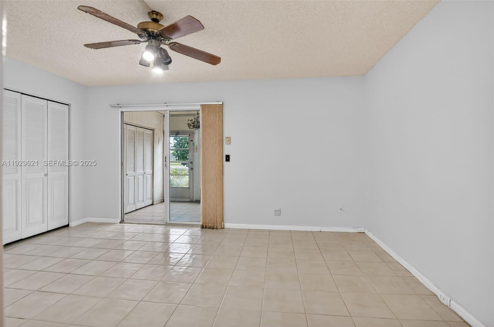 1008 N Farnham N # 1008