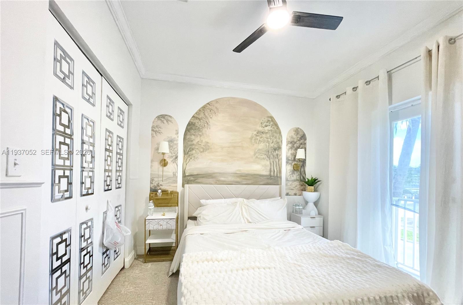 1102 NW 26th St # 1102