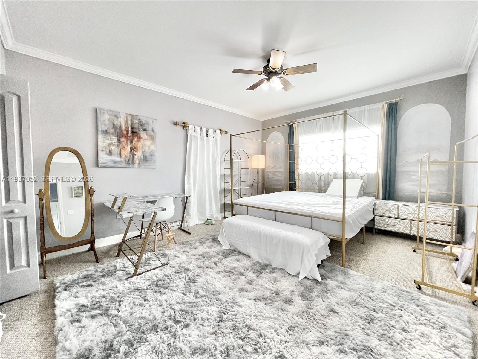 1102 NW 26th St # 1102