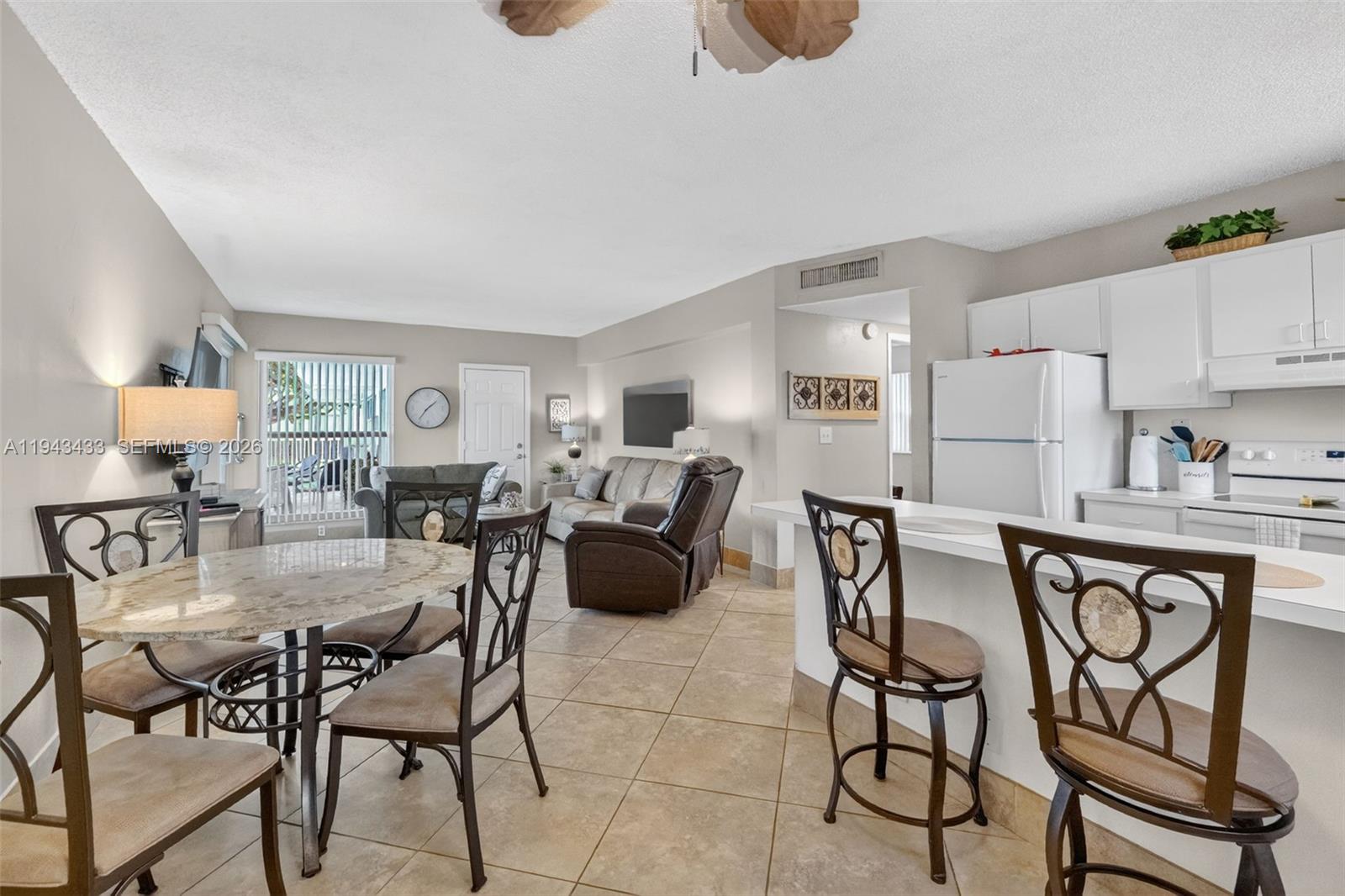 4520 El Mar Dr # 12