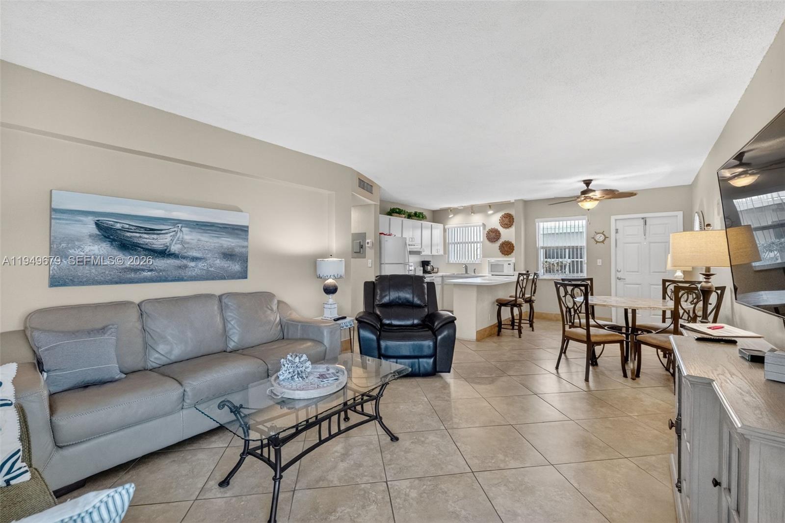 4520 el Mar Unit: 12+18