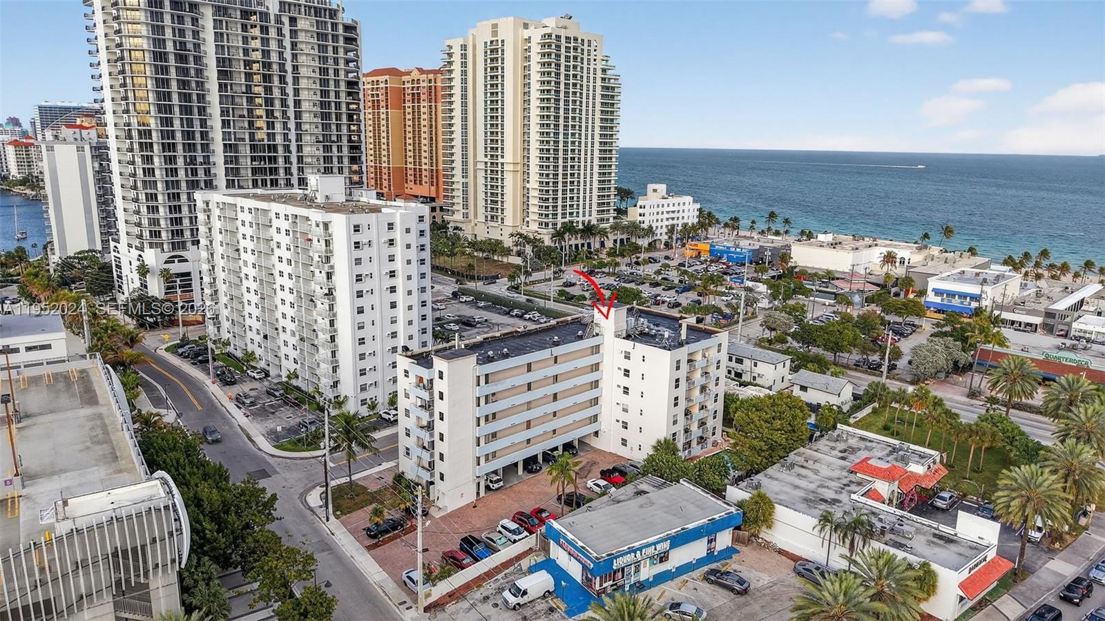 2900 Banyan St # 207
