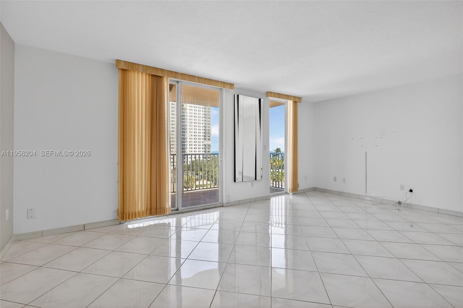 1401 S Ocean Dr # 701