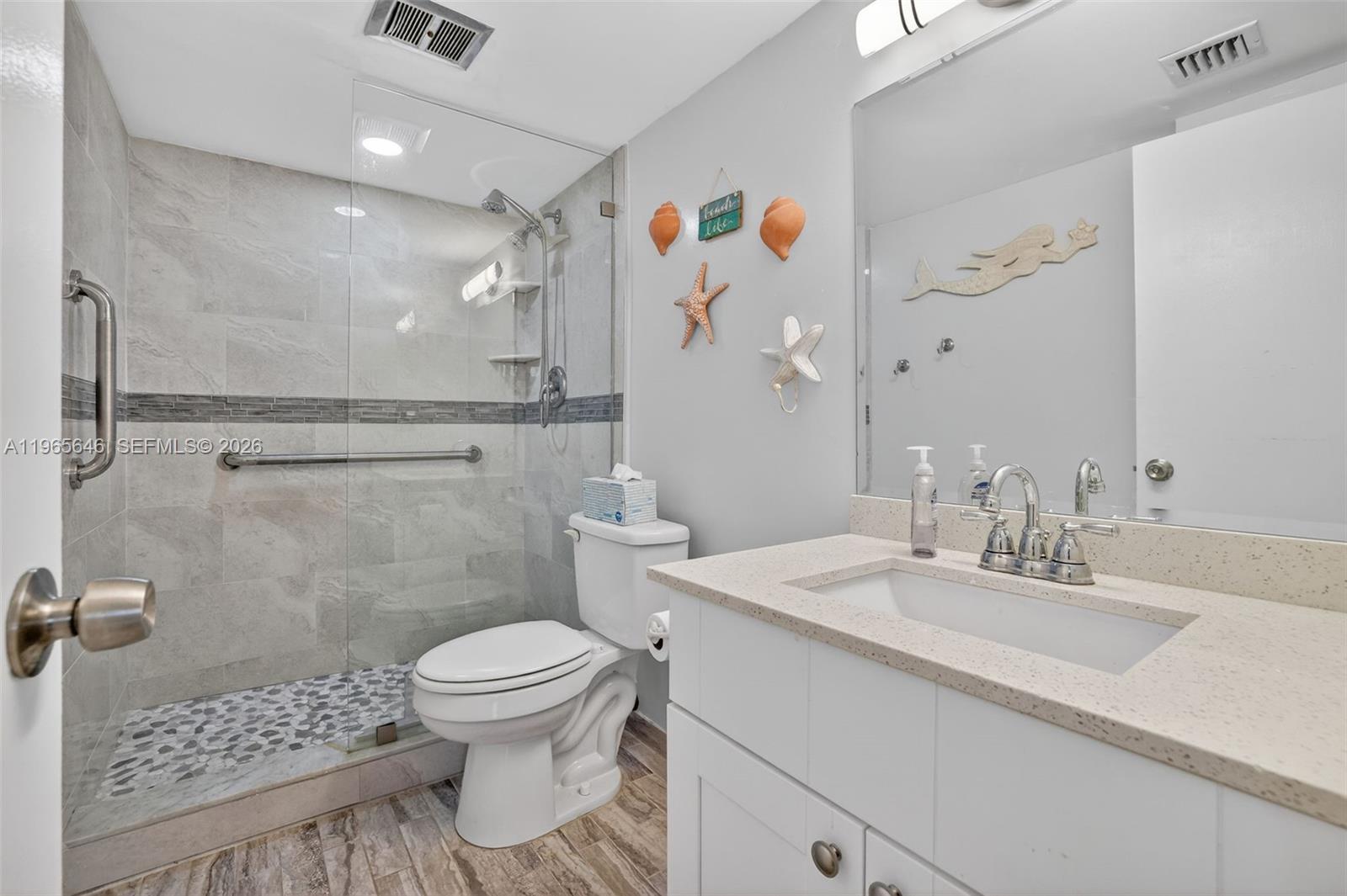 1913 S Ocean Dr # 209