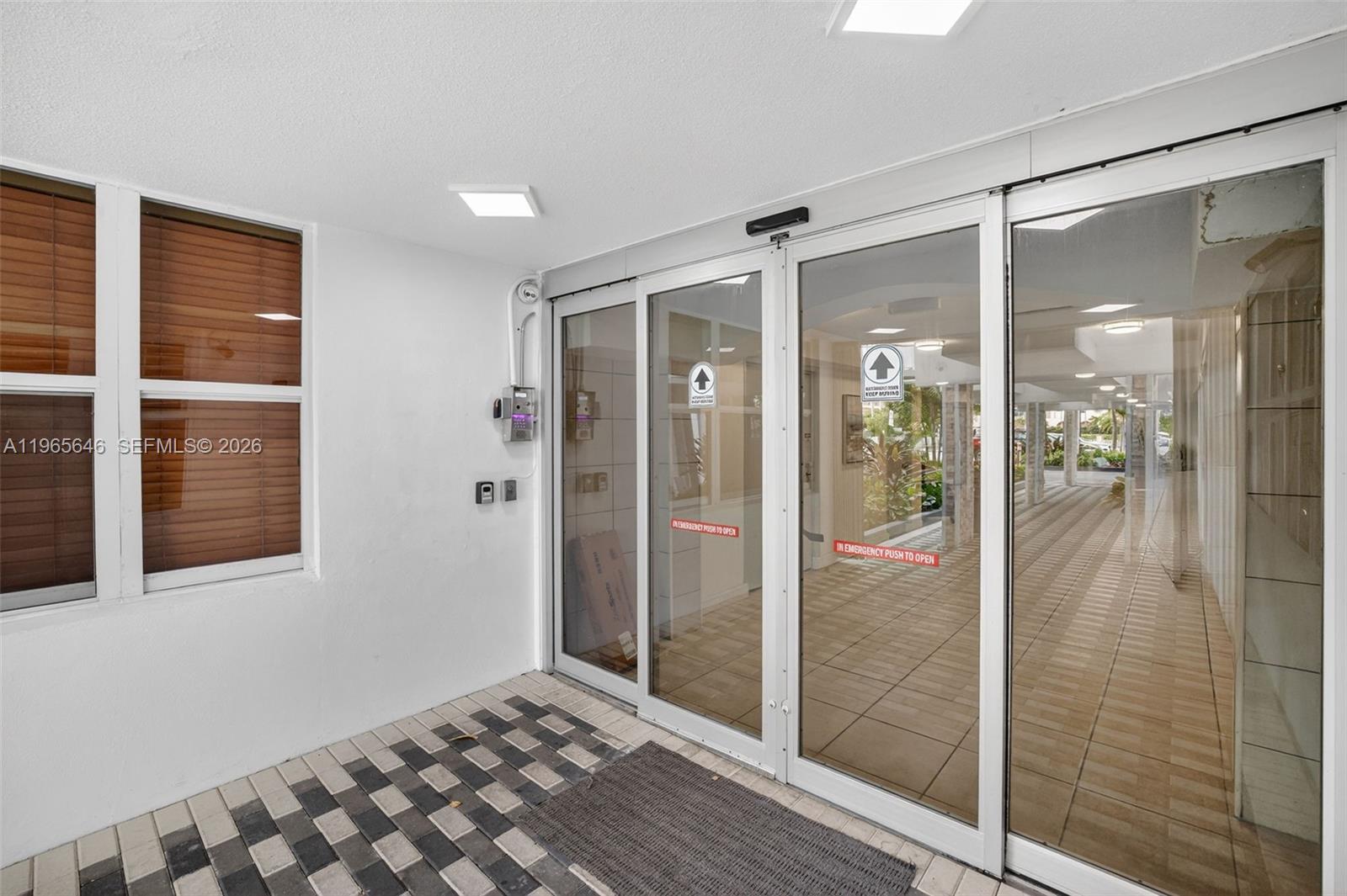 1913 S Ocean Dr # 209