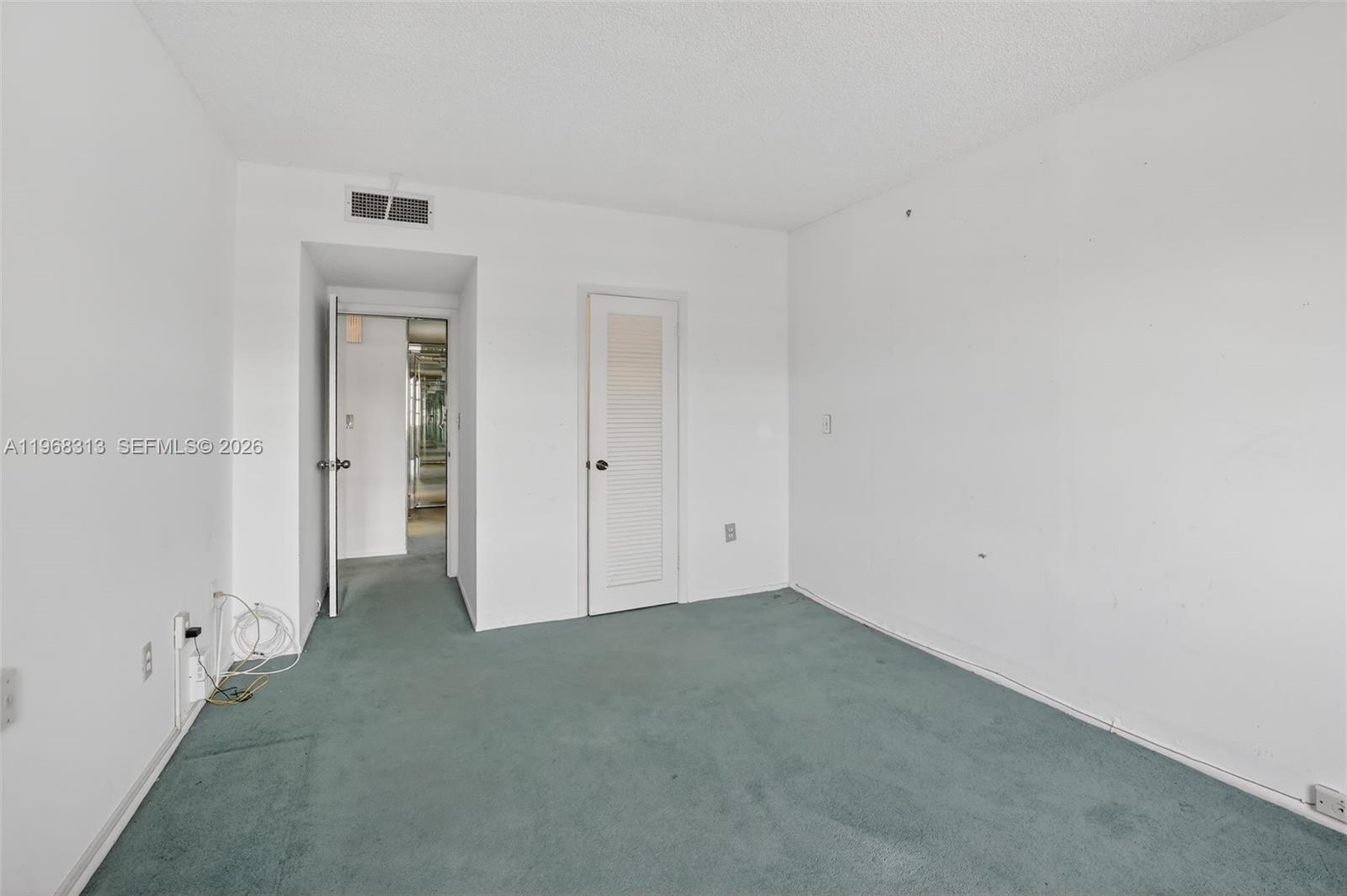 1980 S Ocean Dr # 21E