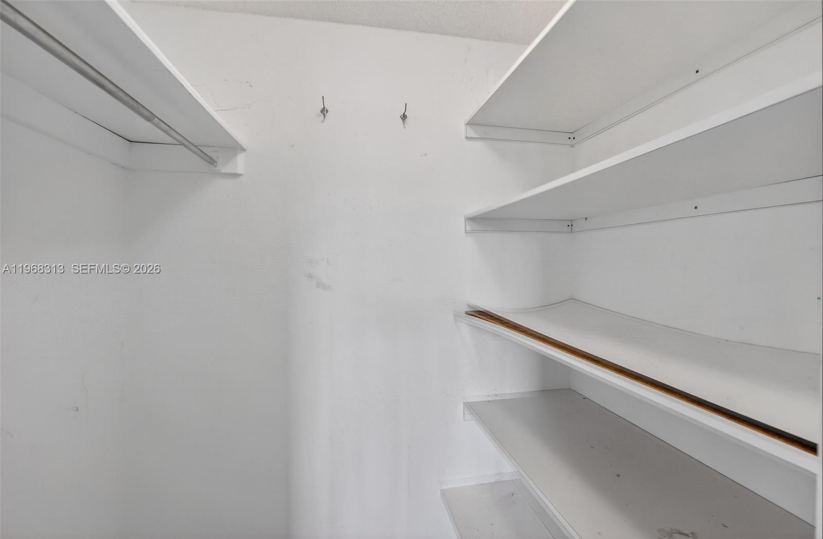 1980 S Ocean Dr # 21E