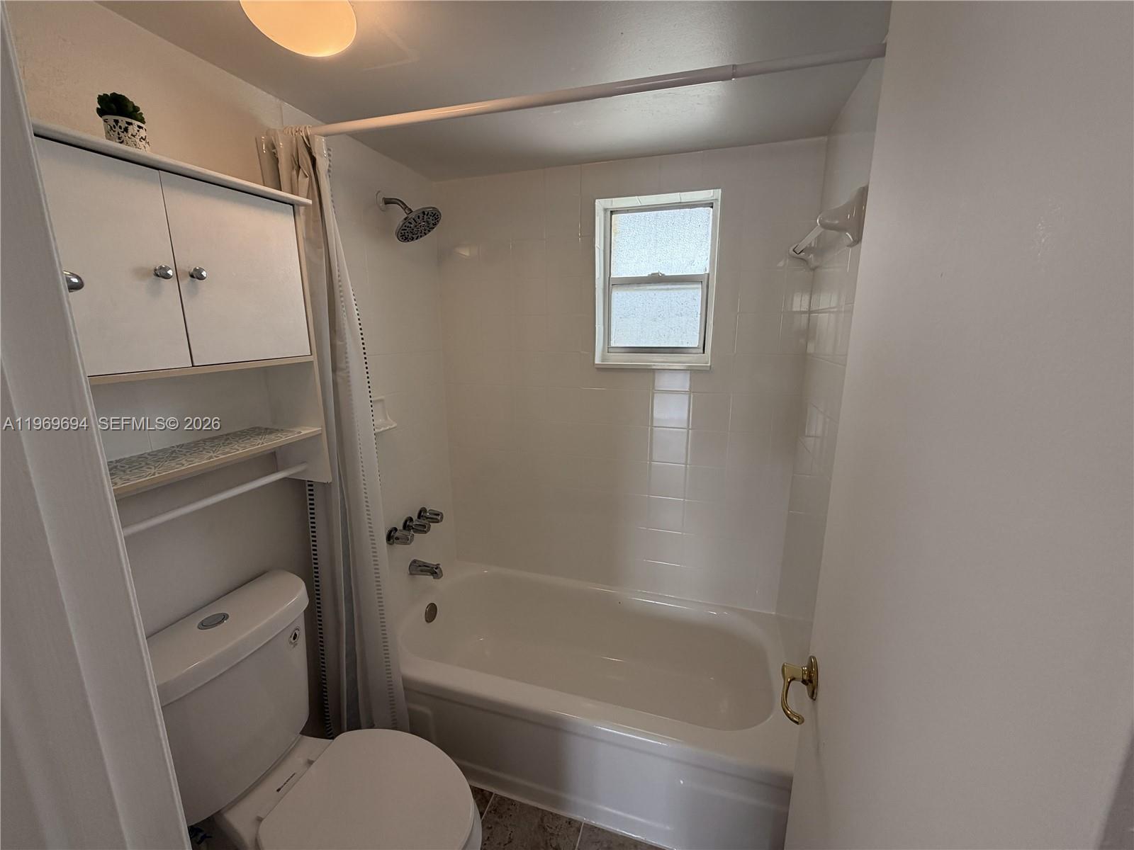 4255 N University Dr # 310