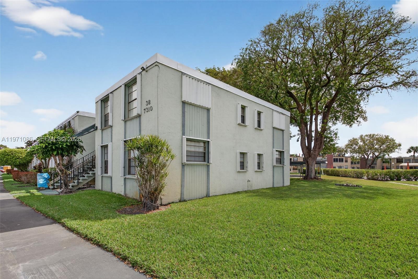 7310 NW 18th St # 208