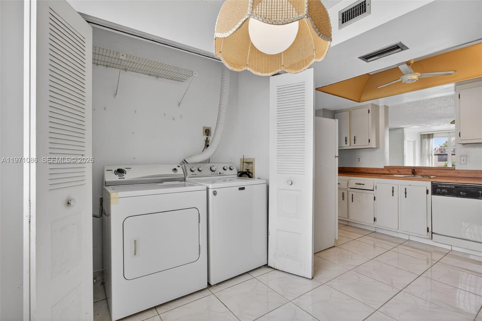 7310 NW 18th St # 208