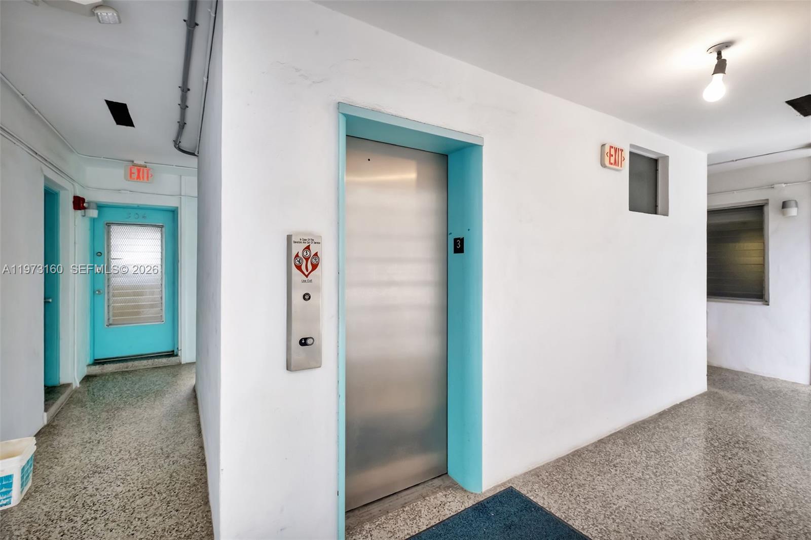 350 Collins Ave # 306