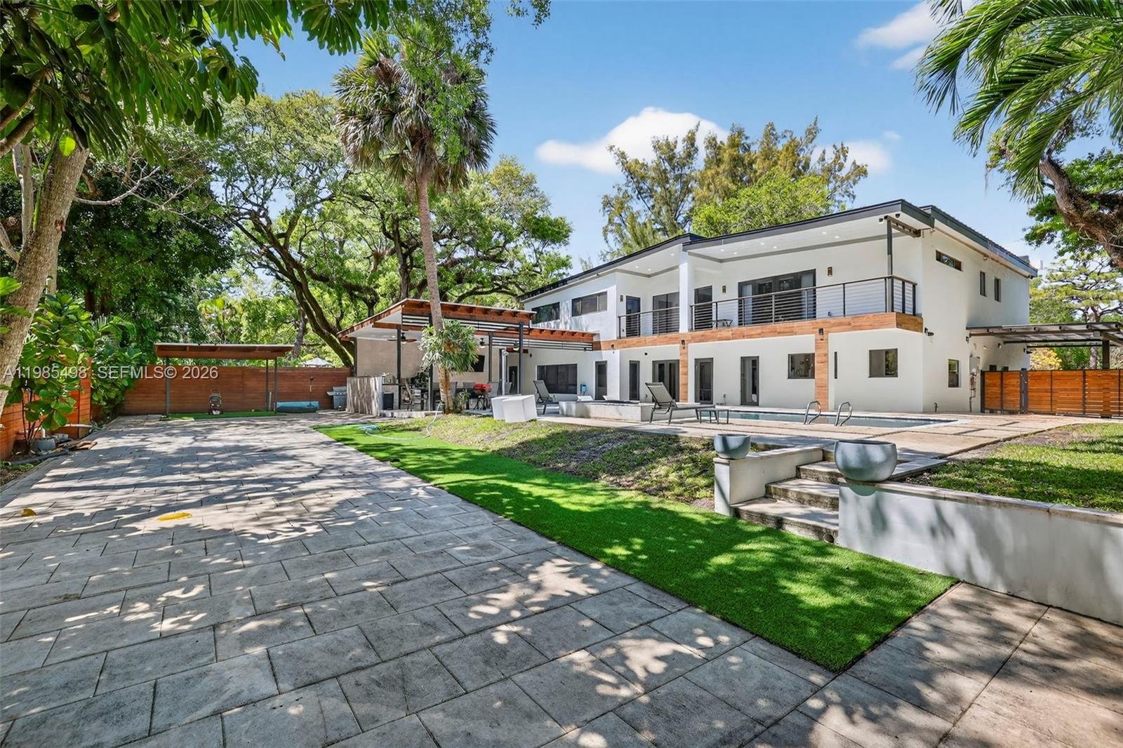 3000 Riverland Rd