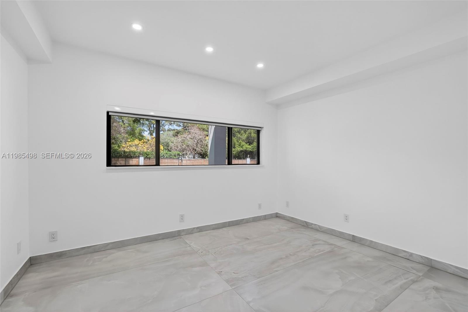 3000 Riverland Rd