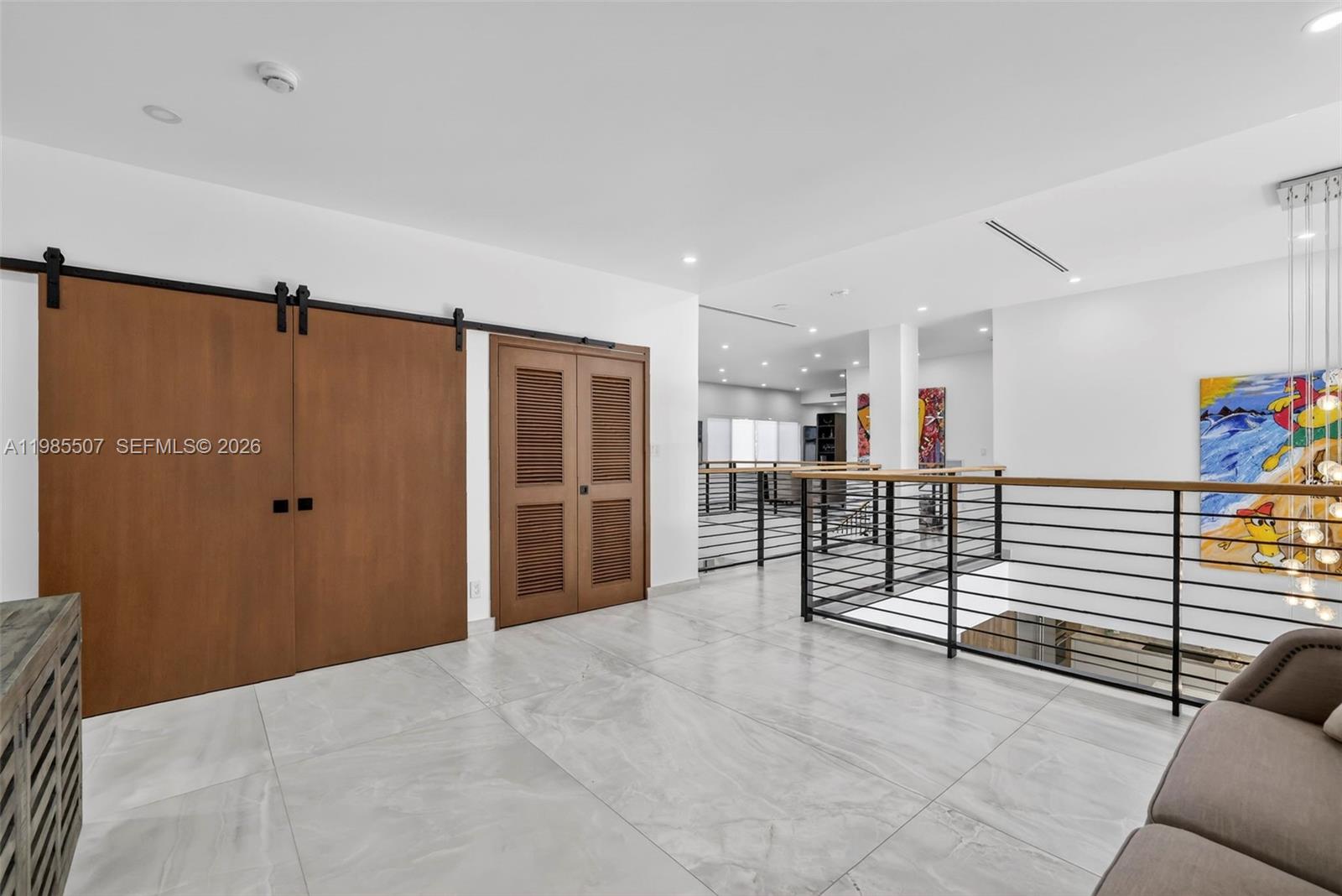 3000 Riverland Rd
