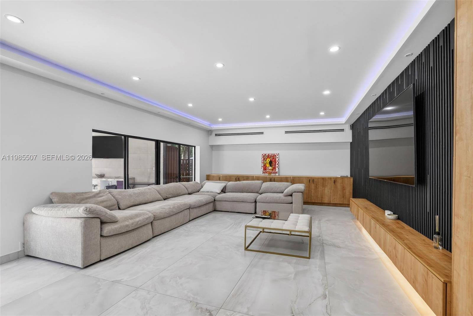3000 Riverland Rd