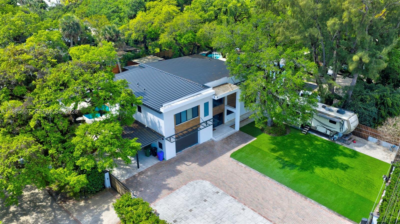 3000 Riverland Rd