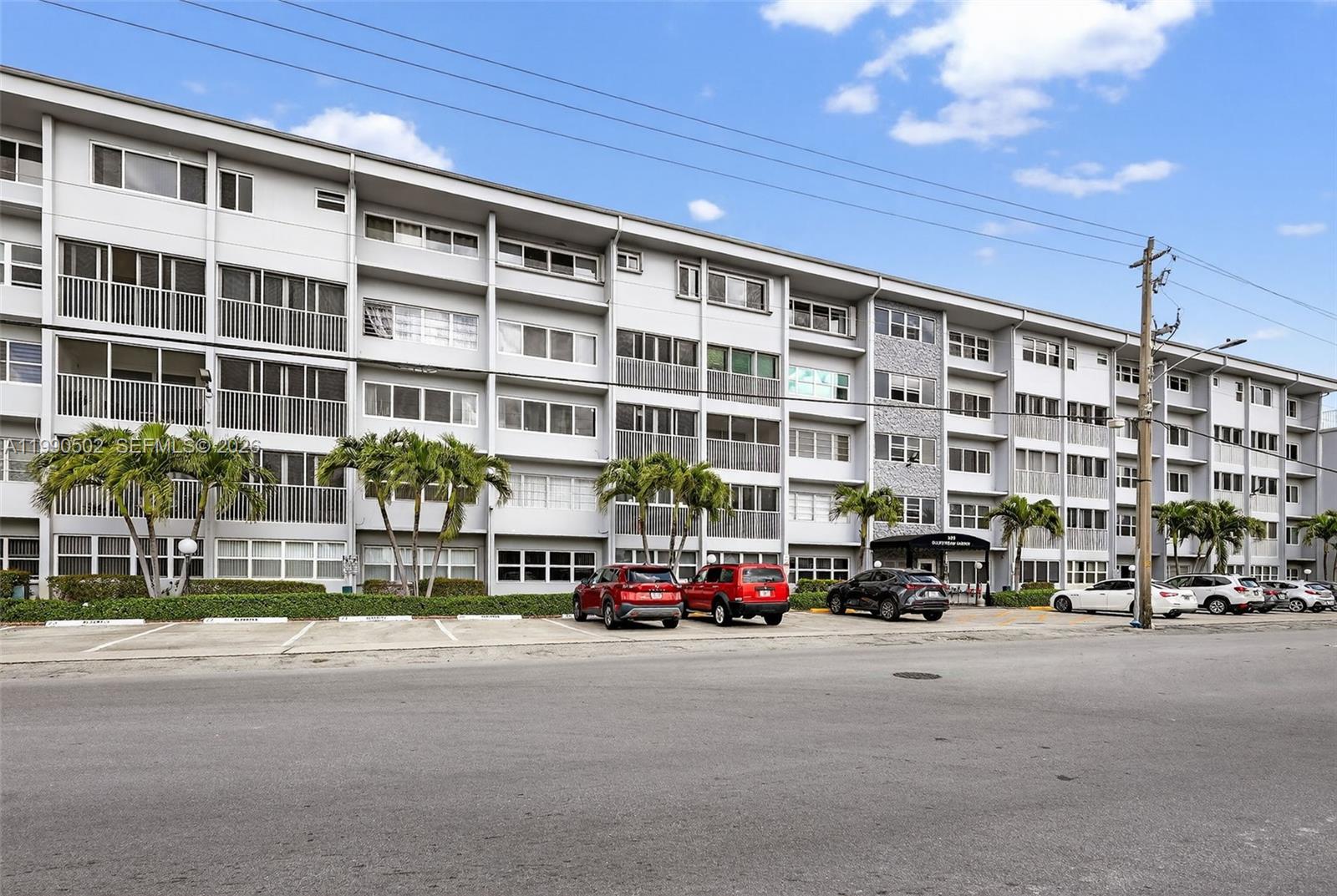 329 SE 3rd St # 502T