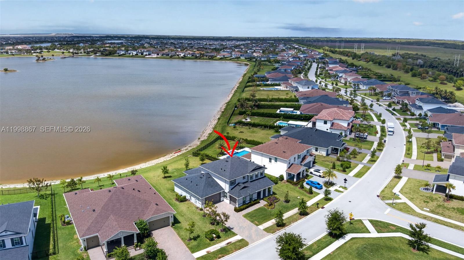 769 Hookline Cir