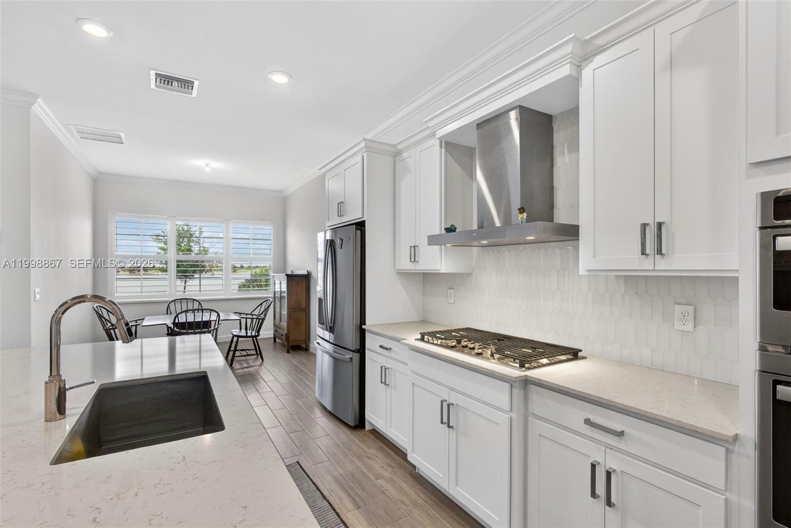 769 Hookline Cir