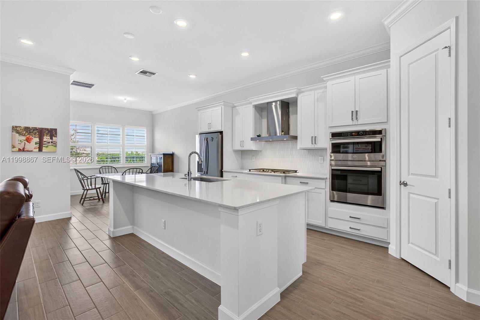 769 Hookline Cir