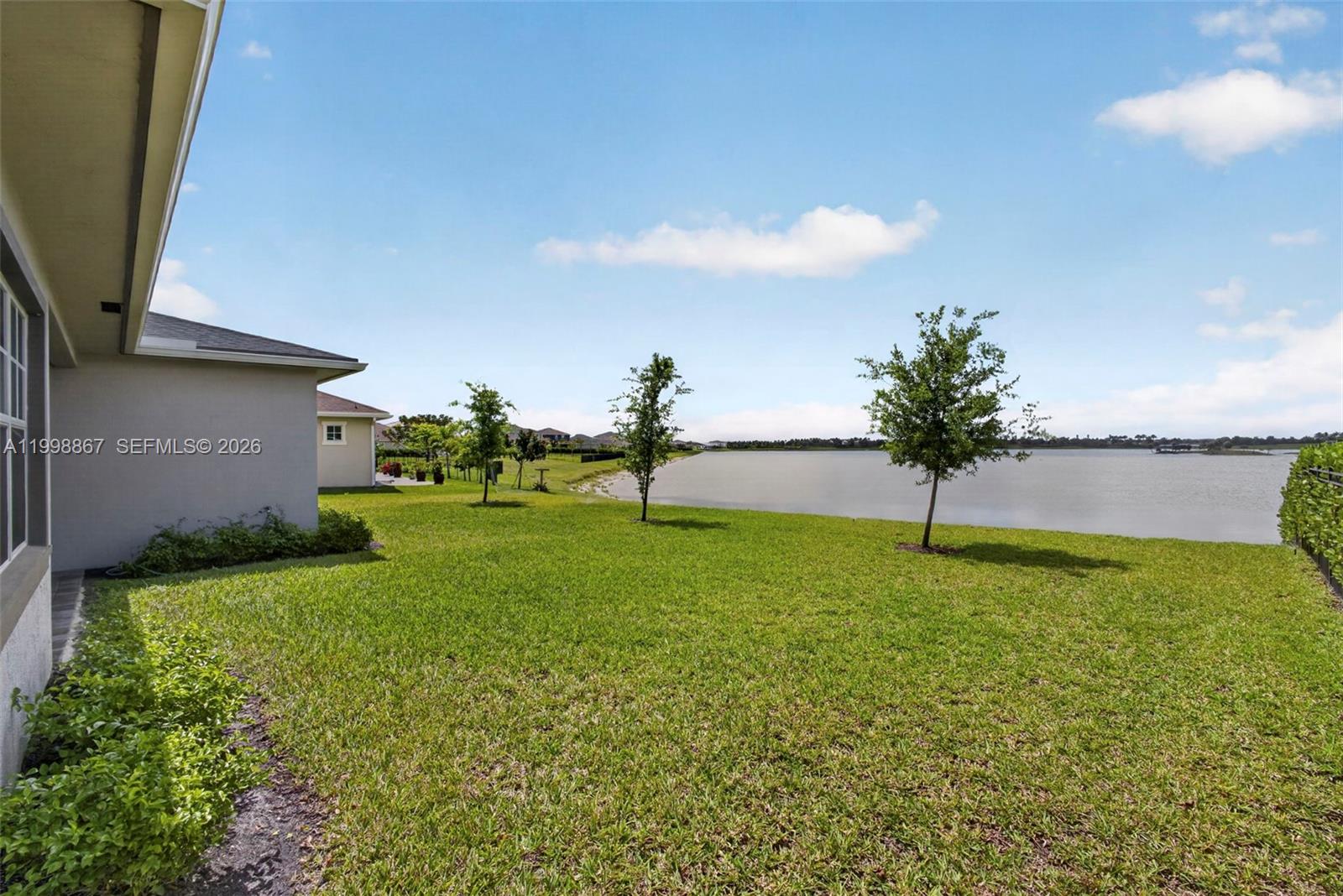 769 Hookline Cir