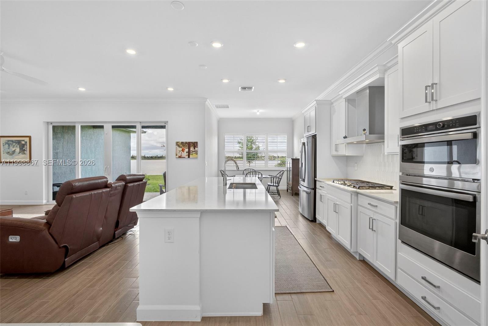 769 Hookline Cir