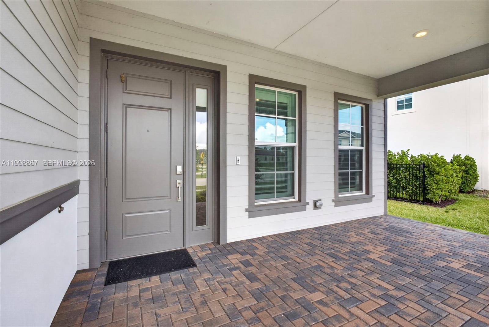 769 Hookline Cir