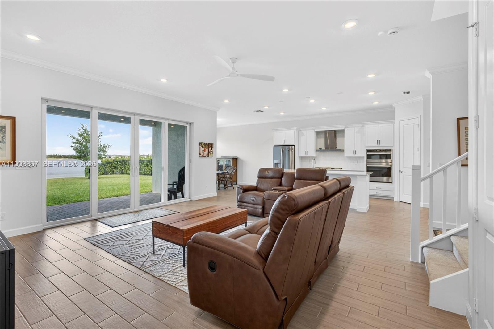 769 Hookline Cir