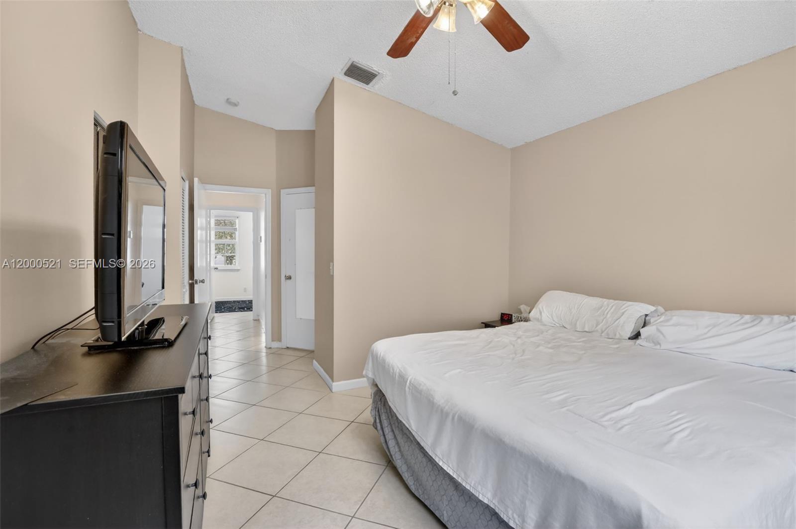 3100 SW 50th St