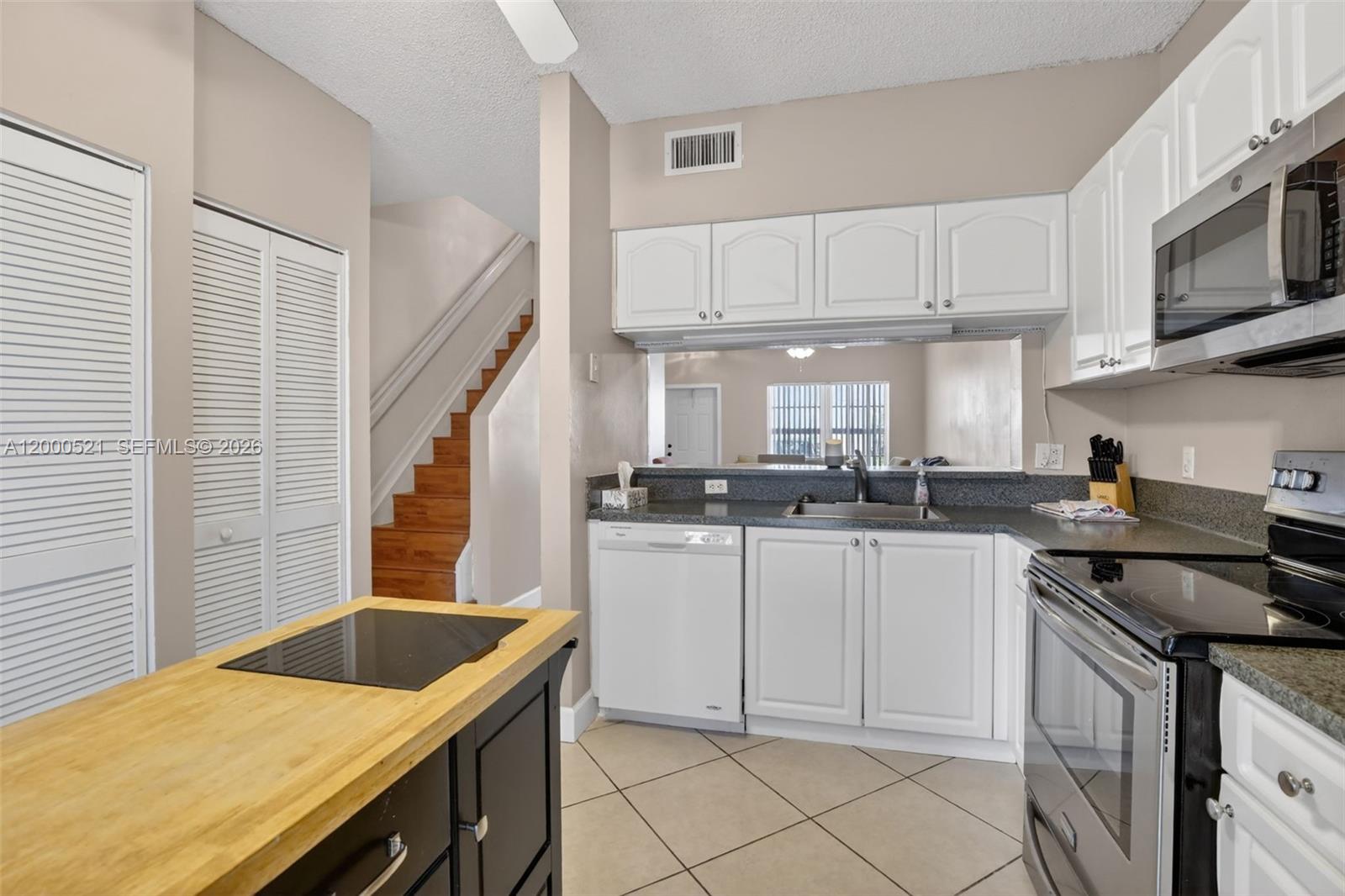 3100 SW 50th St