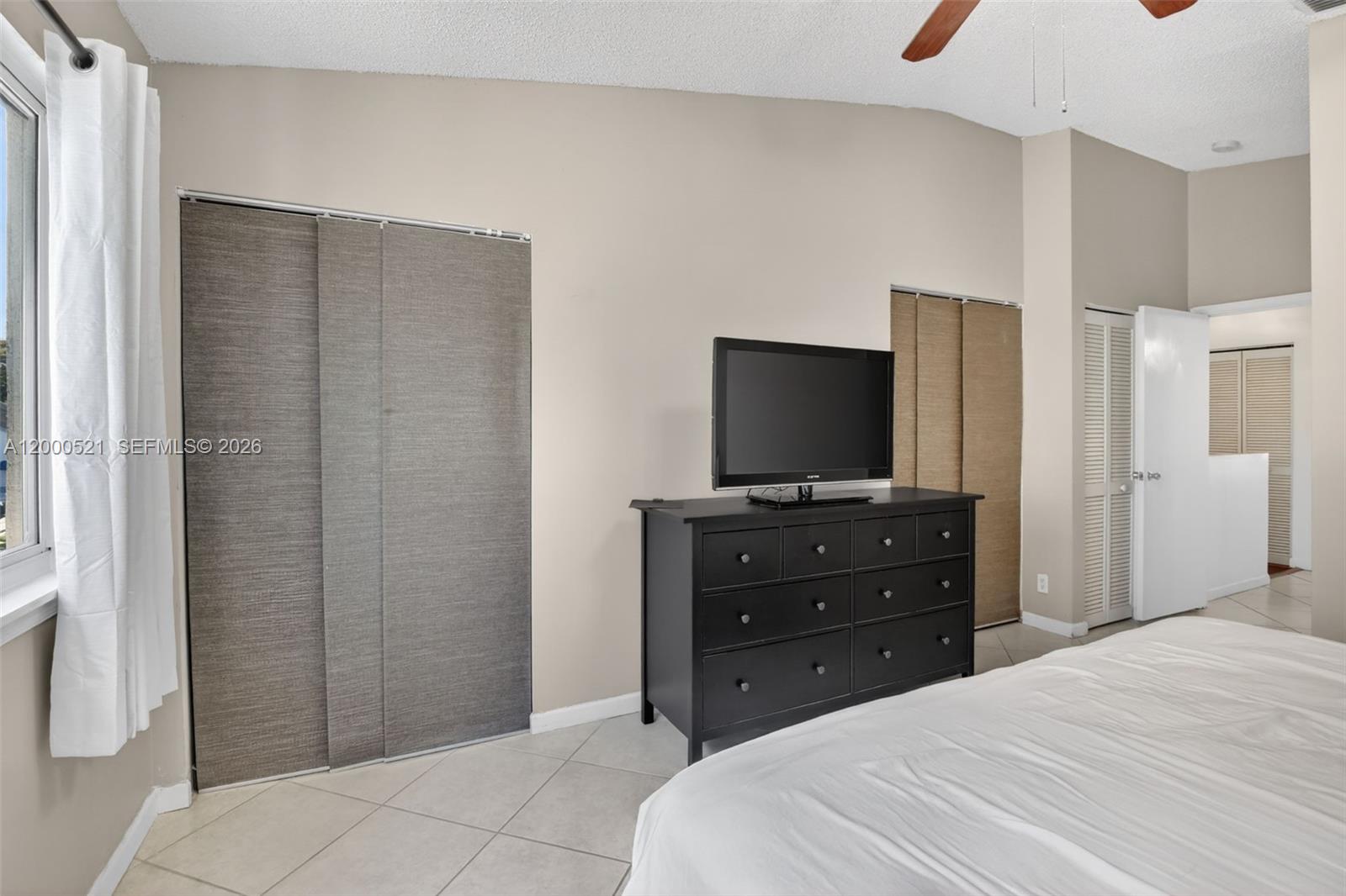 3100 SW 50th St