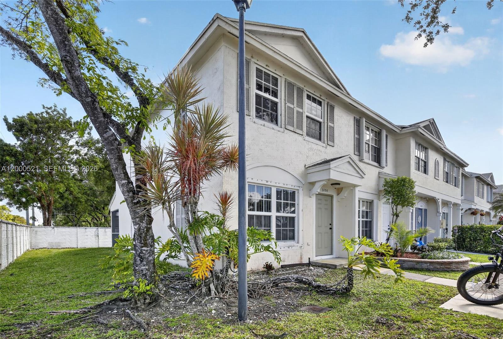 3100 SW 50th St