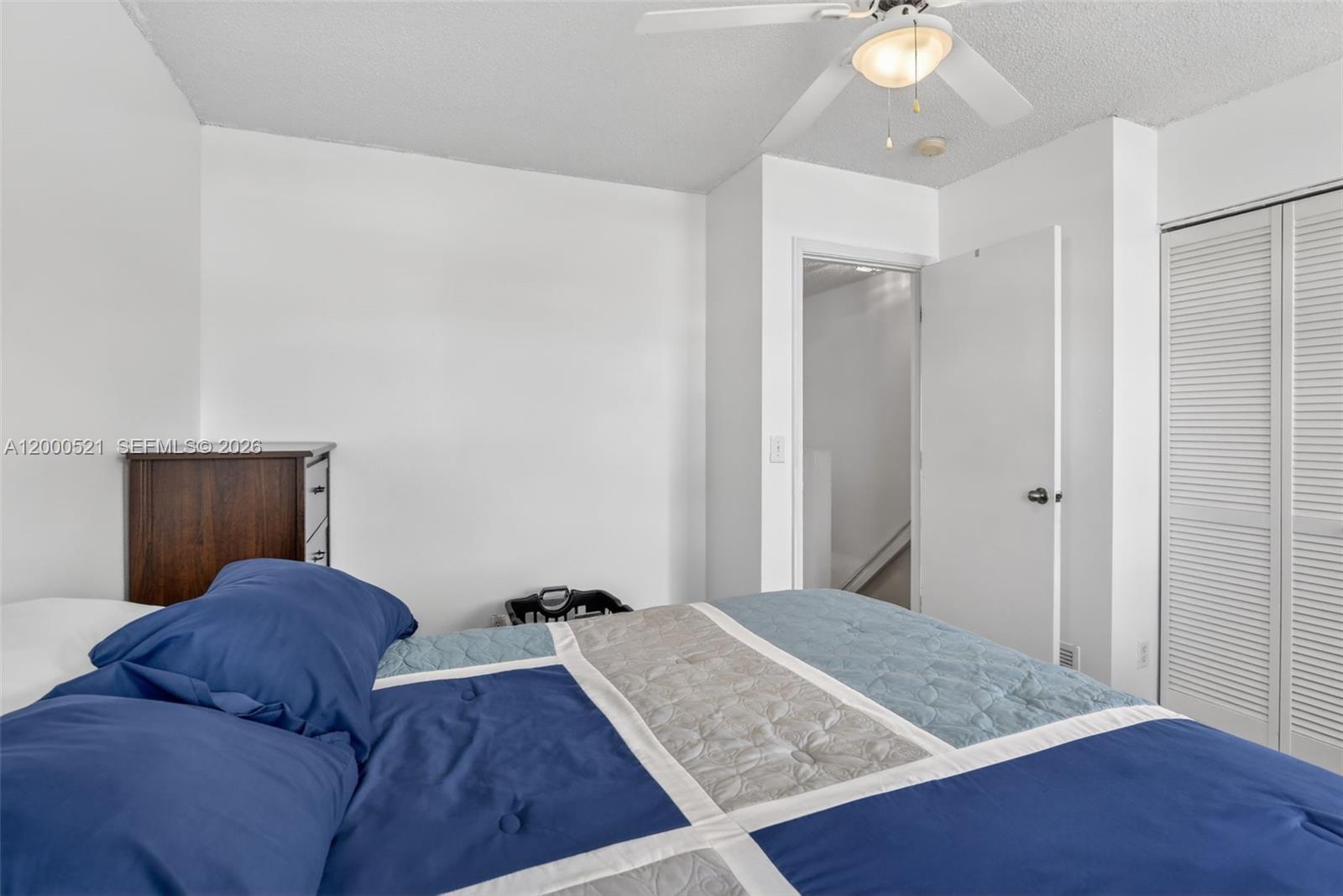 3100 SW 50th St