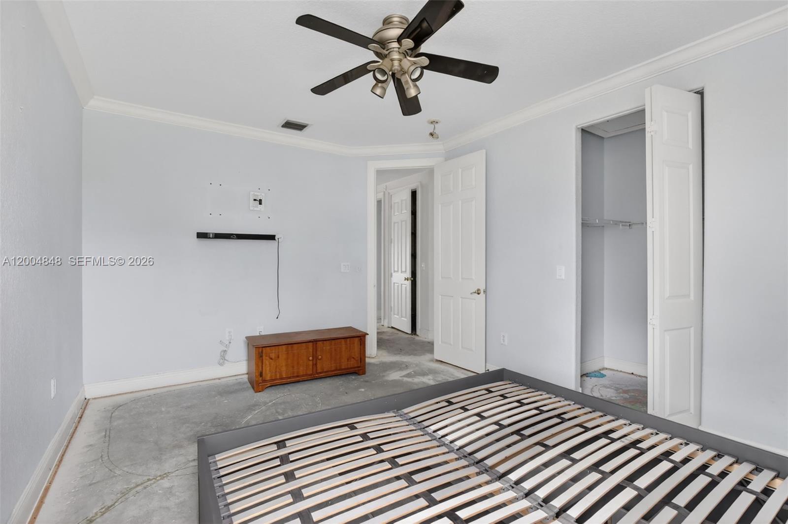 10161 N Lake Vista Cir