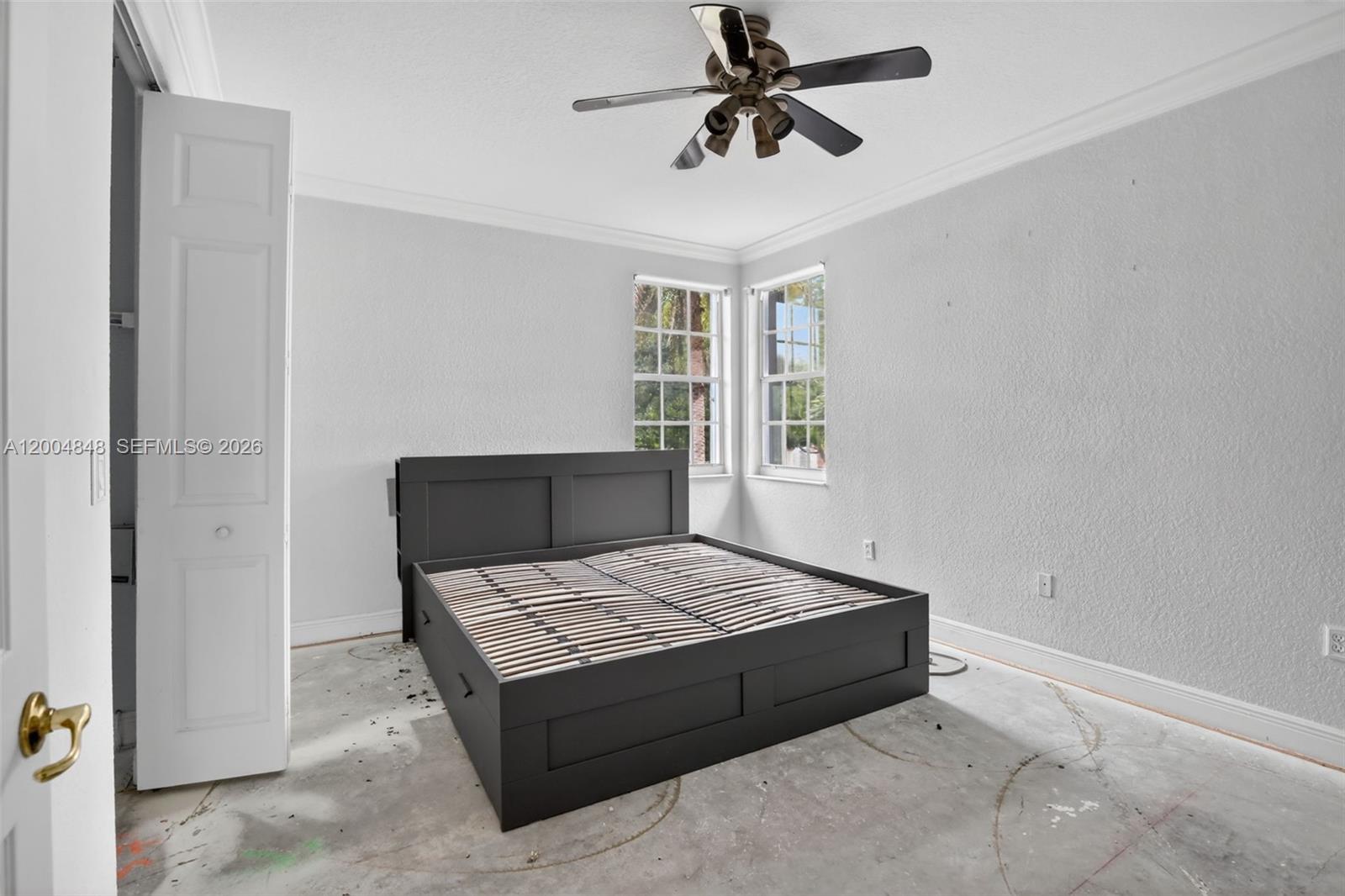 10161 N Lake Vista Cir