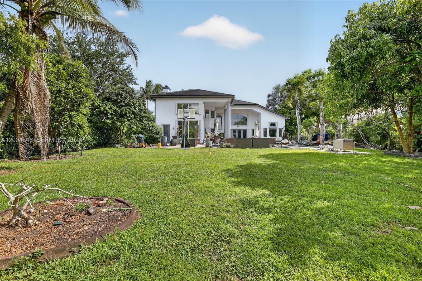 10161 N Lake Vista Cir
