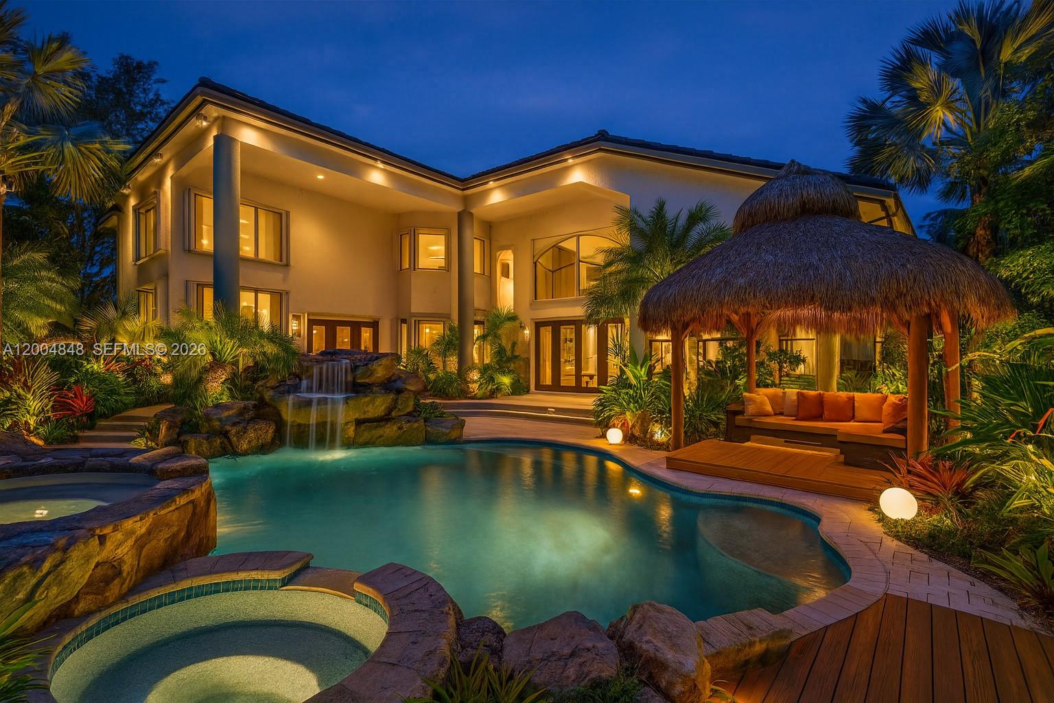 10161 N Lake Vista Cir