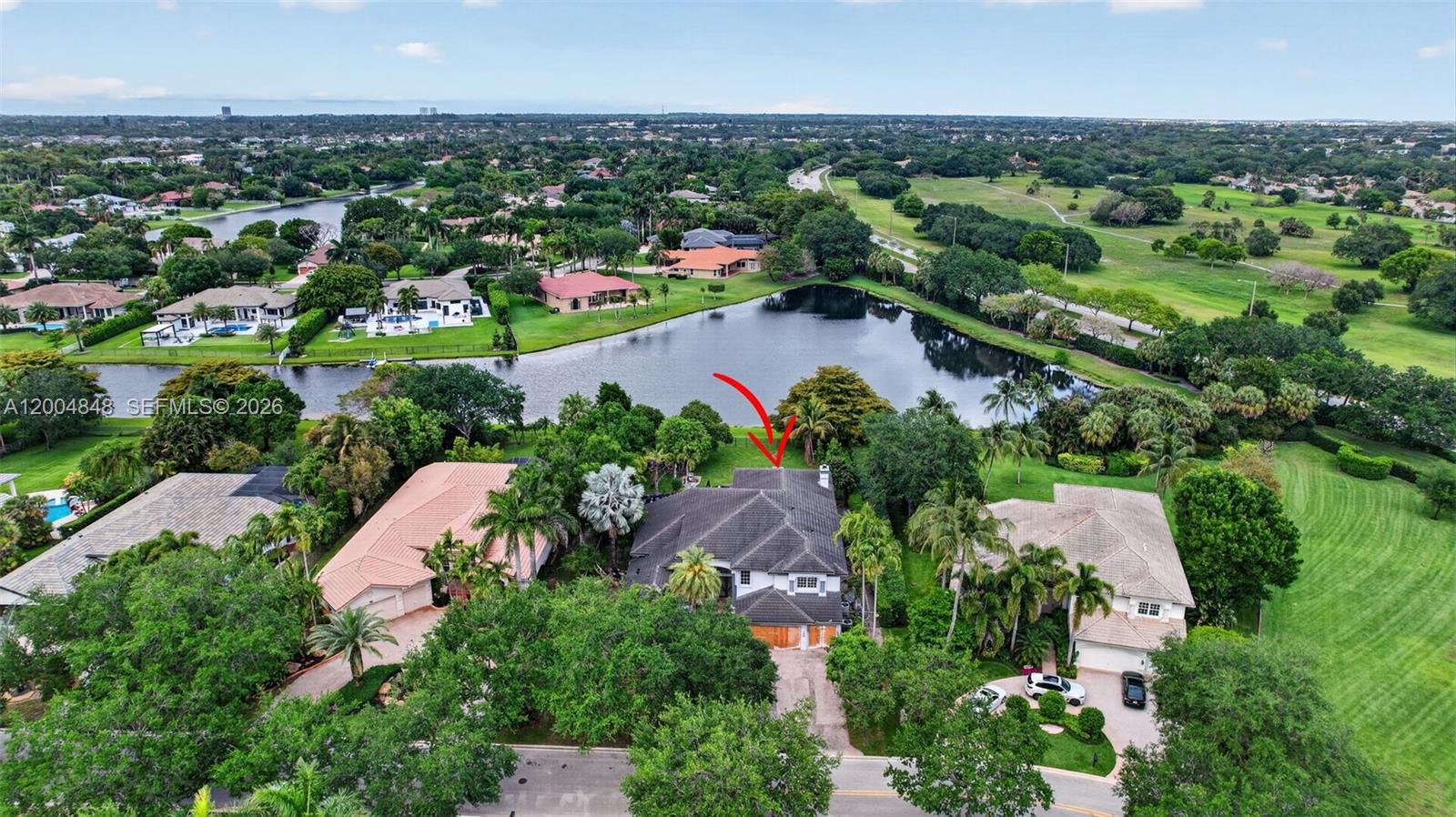10161 N Lake Vista Cir