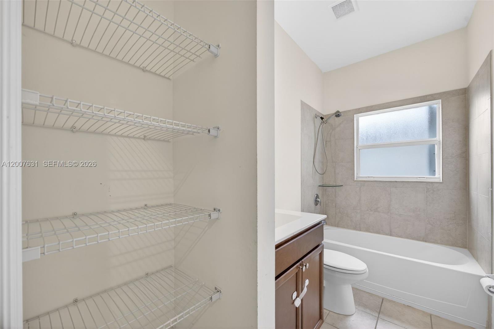 236 SE 32nd Ave