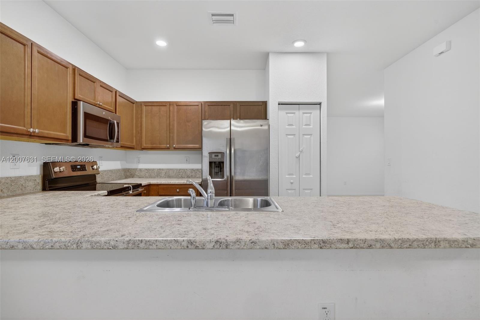 236 SE 32nd Ave